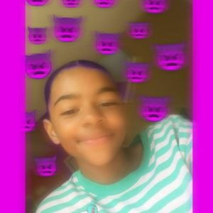 Meet your Posher, Denae